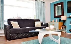 Sm Dreams Unlimited Serviced Accommodation- Stanwell-Staines-Heathrow