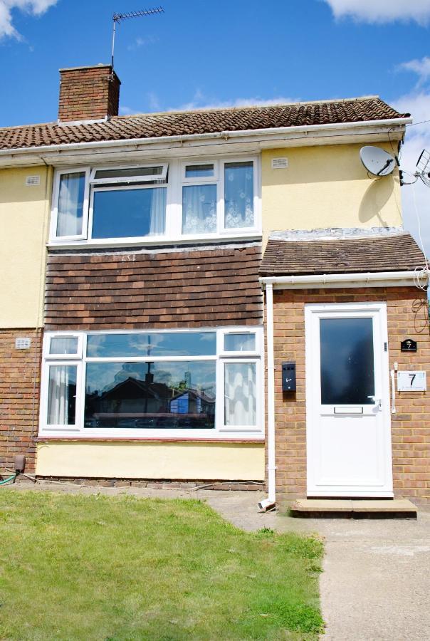 Sm Dreams Unlimited Serviced Accommodation- Stanwell-Staines-Heathrow Exterior photo